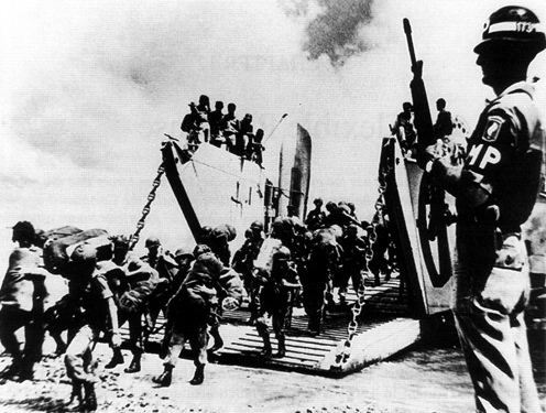 Picture - Elements of the 173d Airborne Brigade arrive in Vietnam, May 1965.