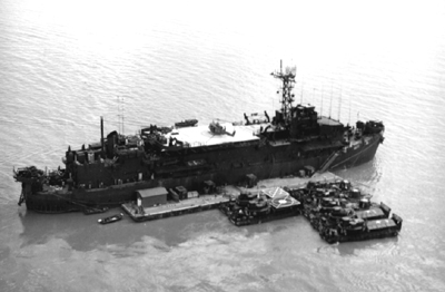 PICTURE -Self-Propelled Barraks Ship With Ammi Barge Moored Alongside